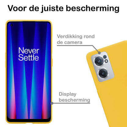 OnePlus Nord CE 2 Hoesje Siliconen Backcover Lichtgewicht - Geel