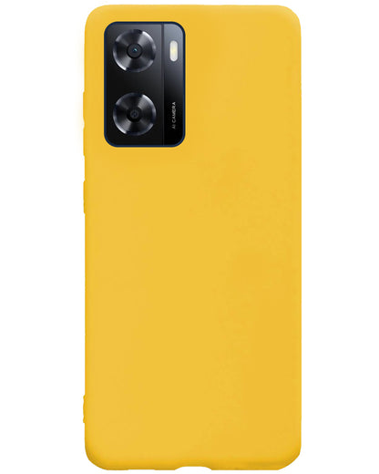 OPPO A57 Hoesje Siliconen Backcover Lichtgewicht - Geel