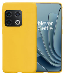 OnePlus 10 Pro Hoesje Siliconen Backcover Lichtgewicht - Geel